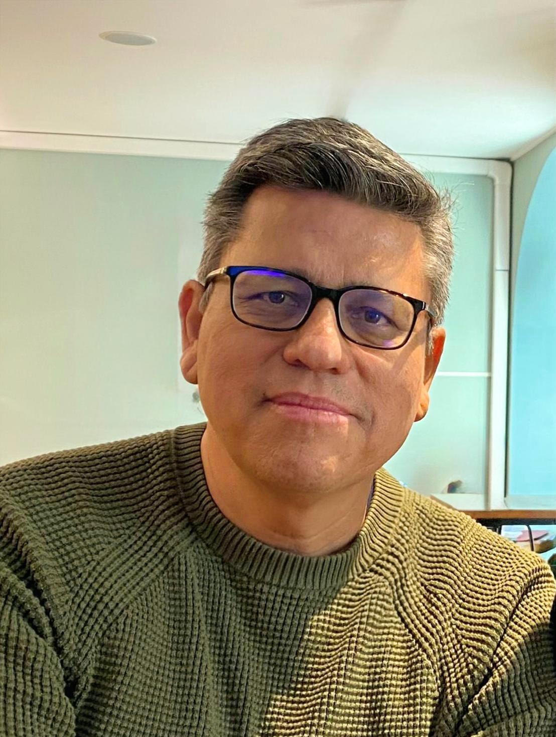 Prof. Rafael Fierro